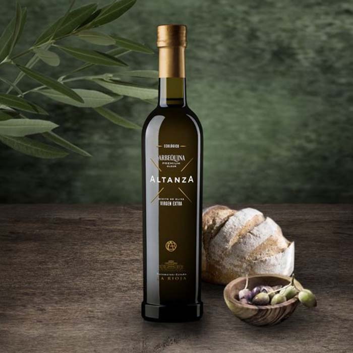 Altanza olijfolie 0,5l is an alcoholic drink that can be found at the Elvino website