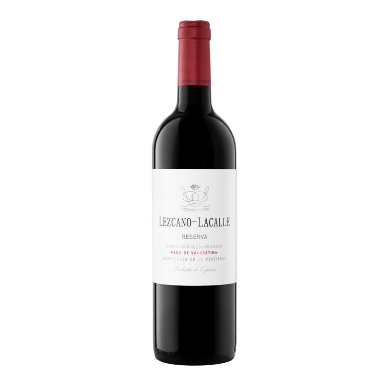 A picture of a red wine bottle called Lezcano-Lacalle Reserva which originates from Cigales