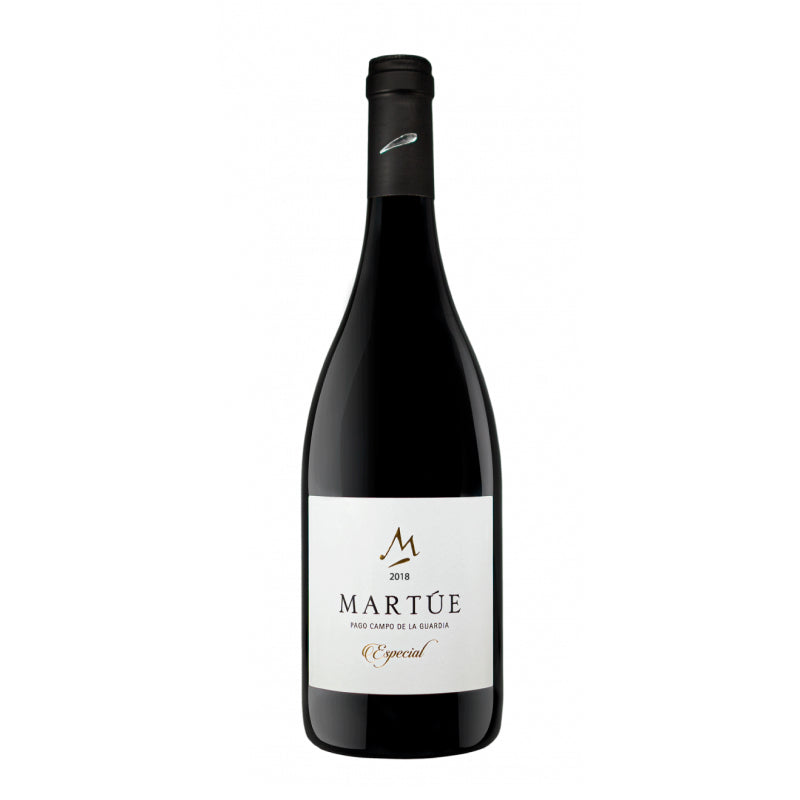 A picture of Martúe Especial which originates from Vino de pago La Guardia
