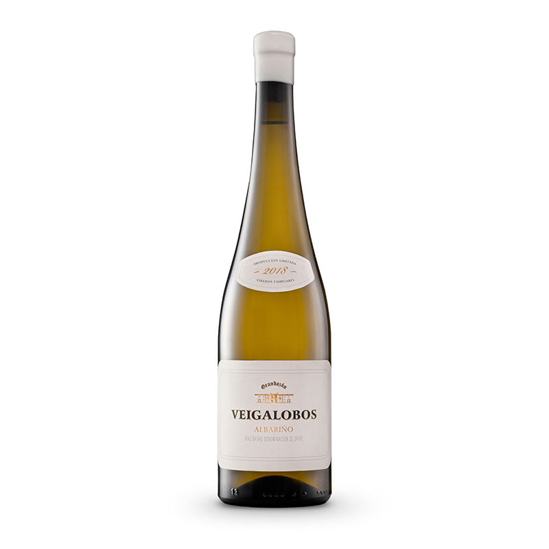 A white wine bottle called Granbazán Veigalobos