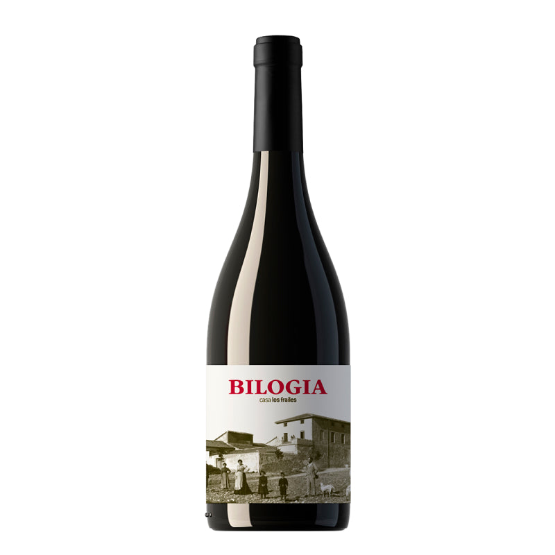 A red wine bottle called Bilogía from the Valencia region